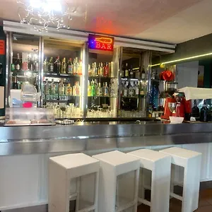 https://emanuela.emilia-romagnahotels.net